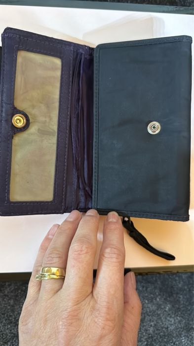 Portofel Adidas de calitate buna