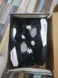 Jordan 4 white thunder