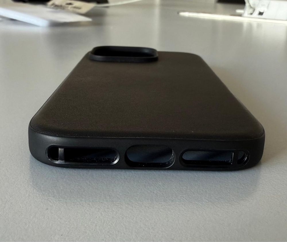Калъф Номад за iphone 16 pro