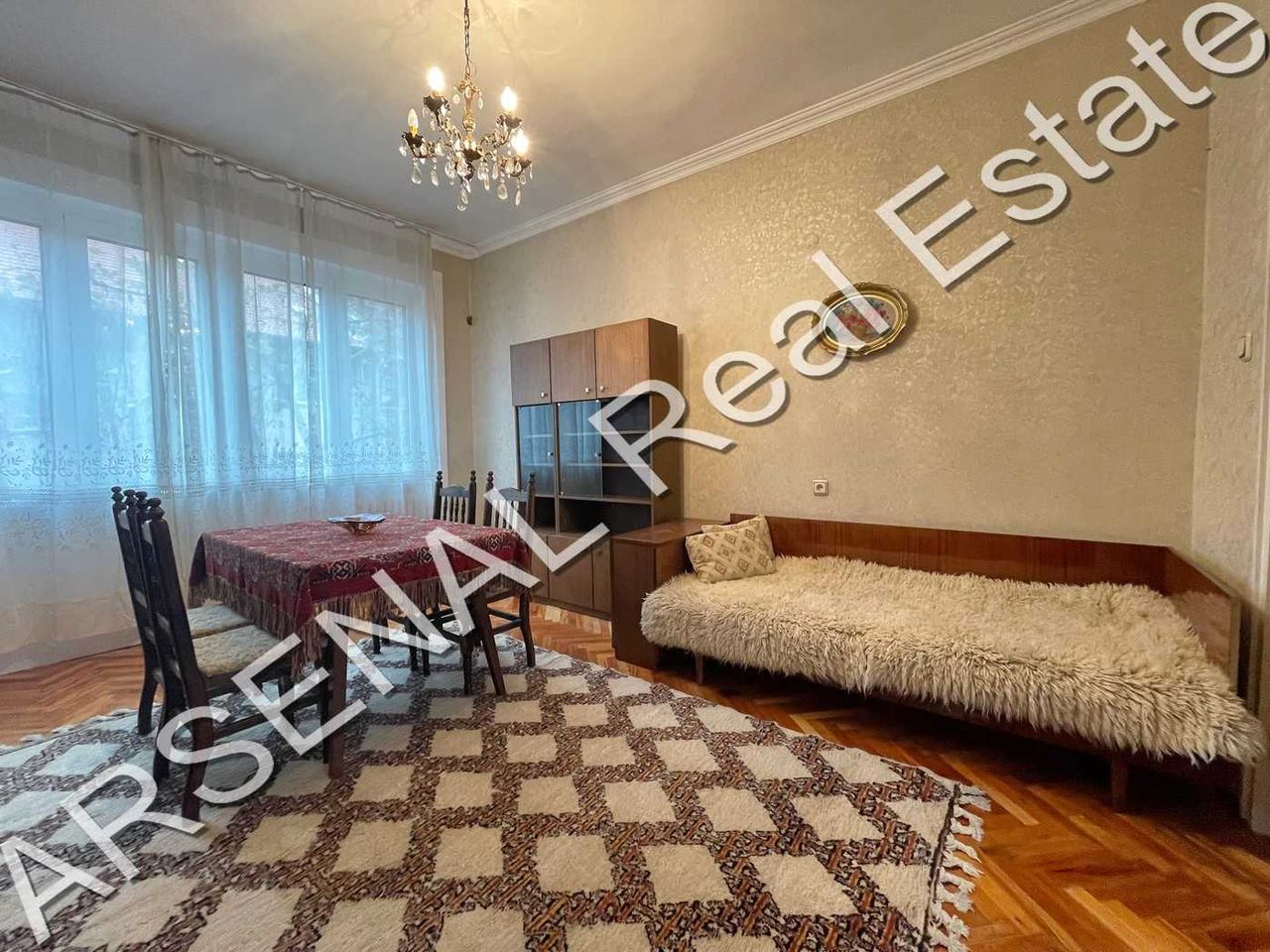 Дава се под наем Тристаен апартамент в София, Център - 100 кв.м за 480 € - Снимка #3