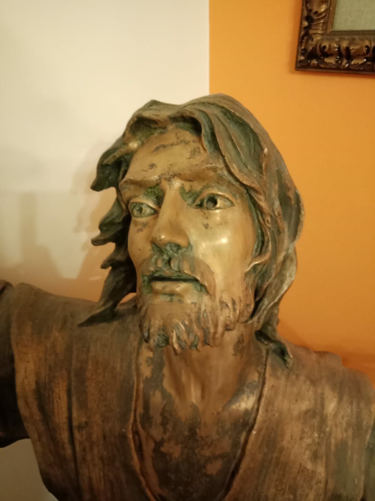 Vand statuie de bronz, Isus Hristos