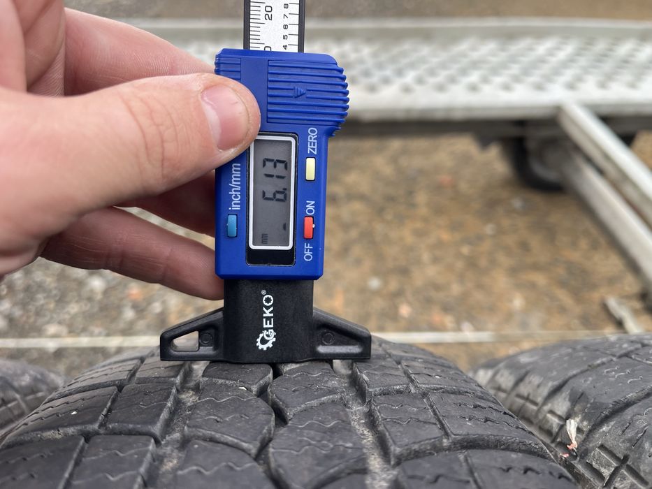 165/70 R14   de iarna M+S Riken