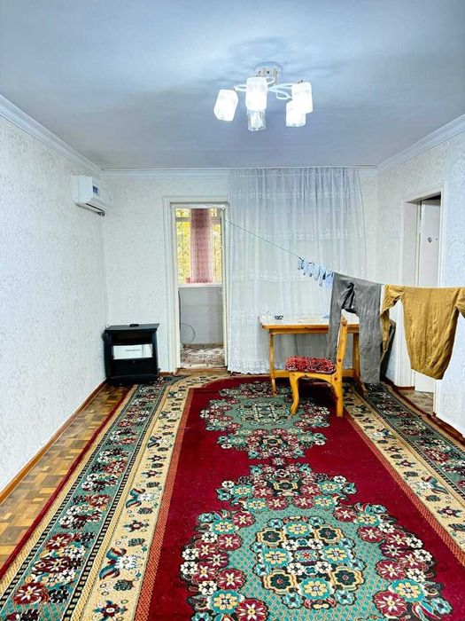 Продаётся квартира Чиланзар 5  2/2/5 балкон 2*6