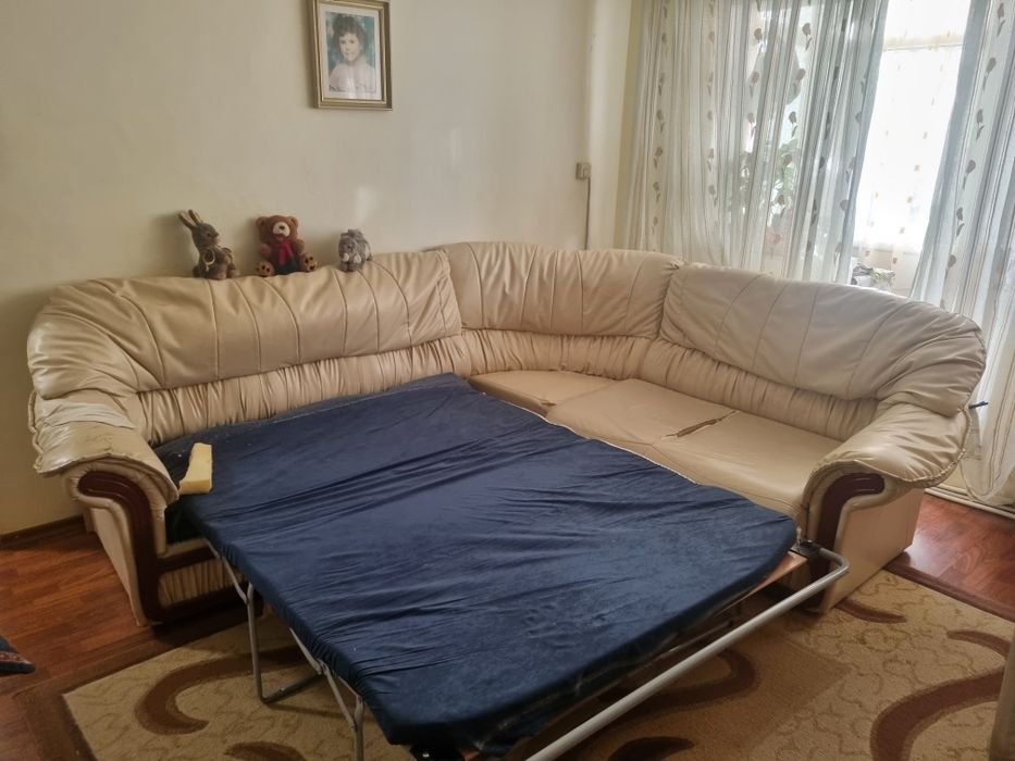 De vanzare coltar living