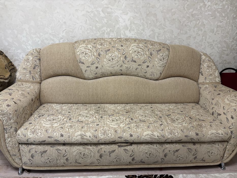 Продам уголок (тройка)