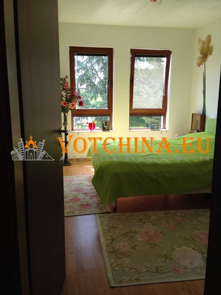 Продава се Тристаен апартамент в Варна, м-т Траката - 120000 кв.м за 2 €/кв.м - Снимка #8