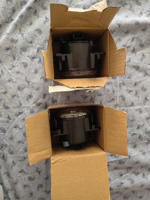 Doua proiectoare led