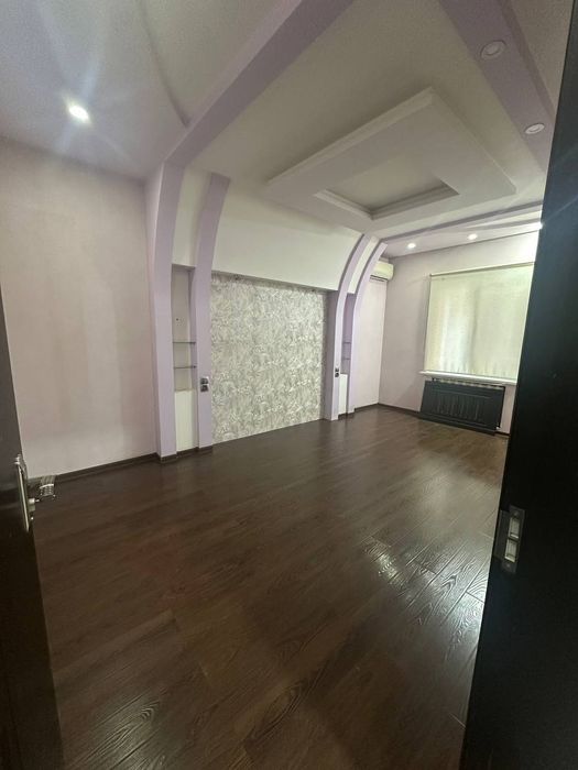 Продаётся Сергели 8,  5/1/9, ор-р JizBiz