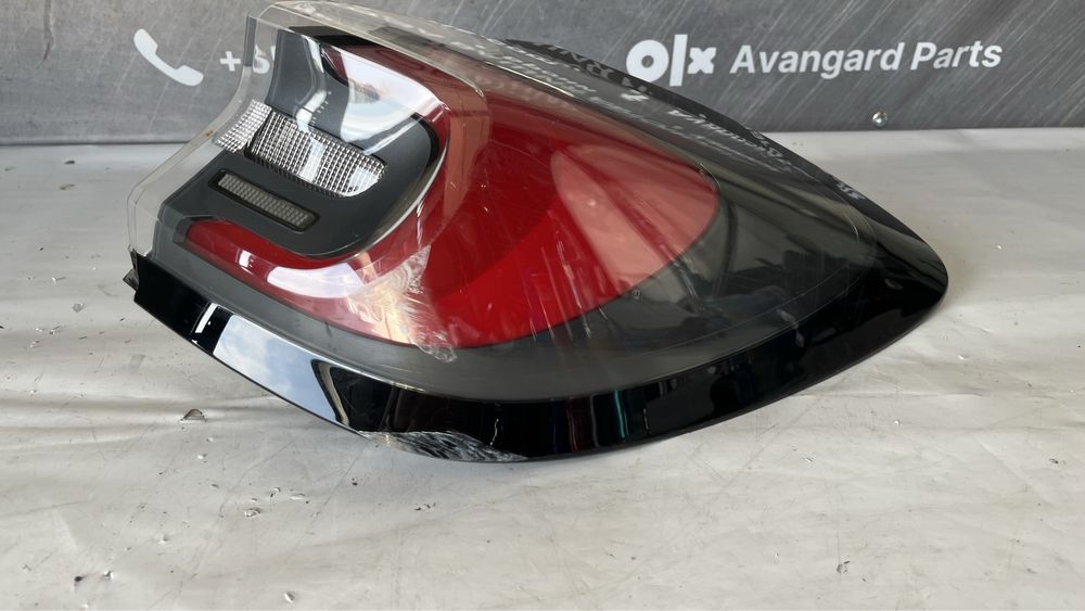 Десен стоп Ford Puma 2