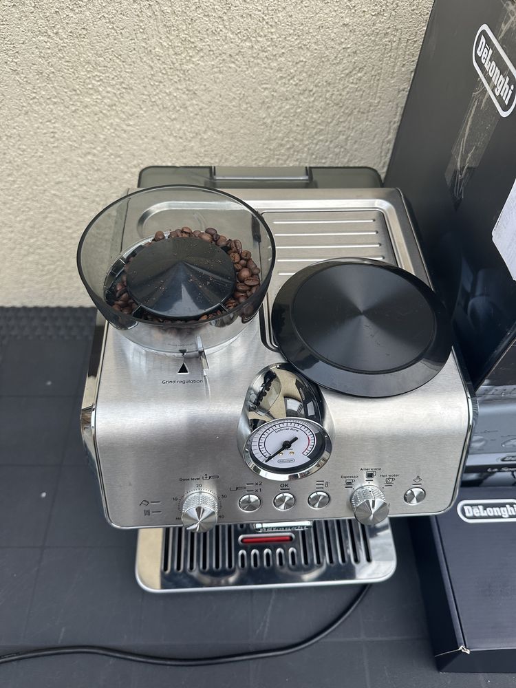 Espressor delonghi EC9155.MB