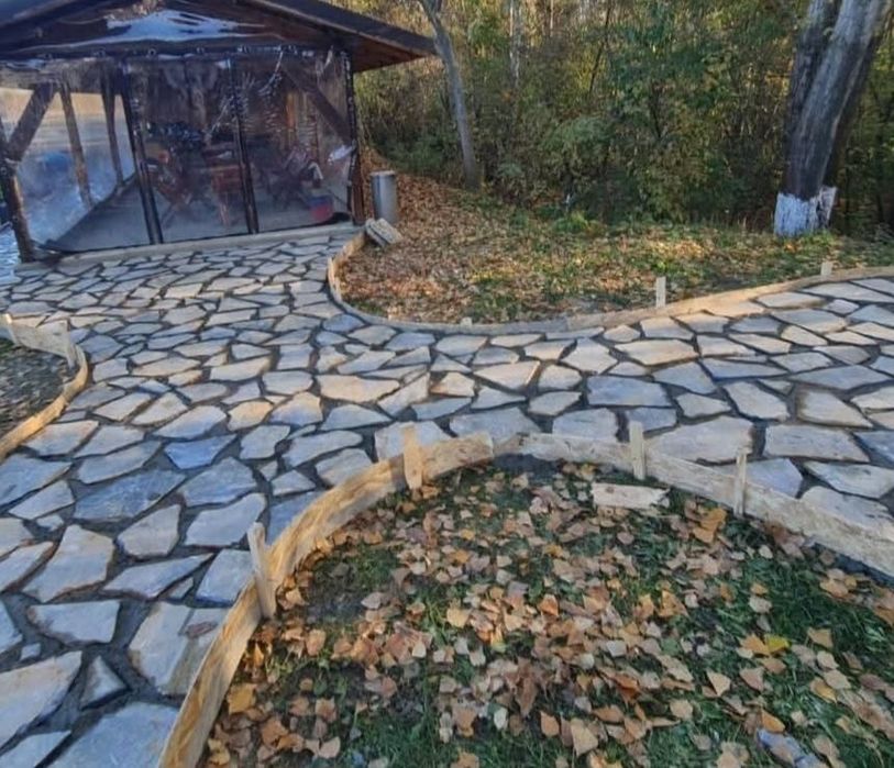 Vând piatra și montez