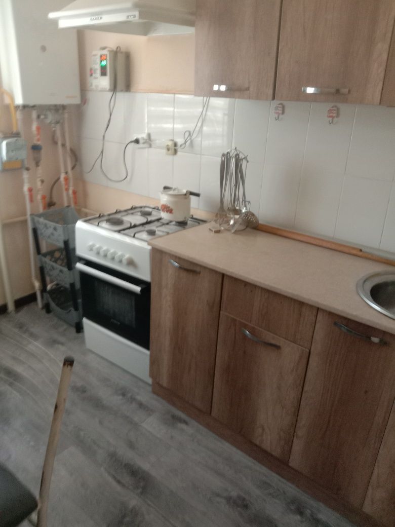 3хонали квартира арендага берилади