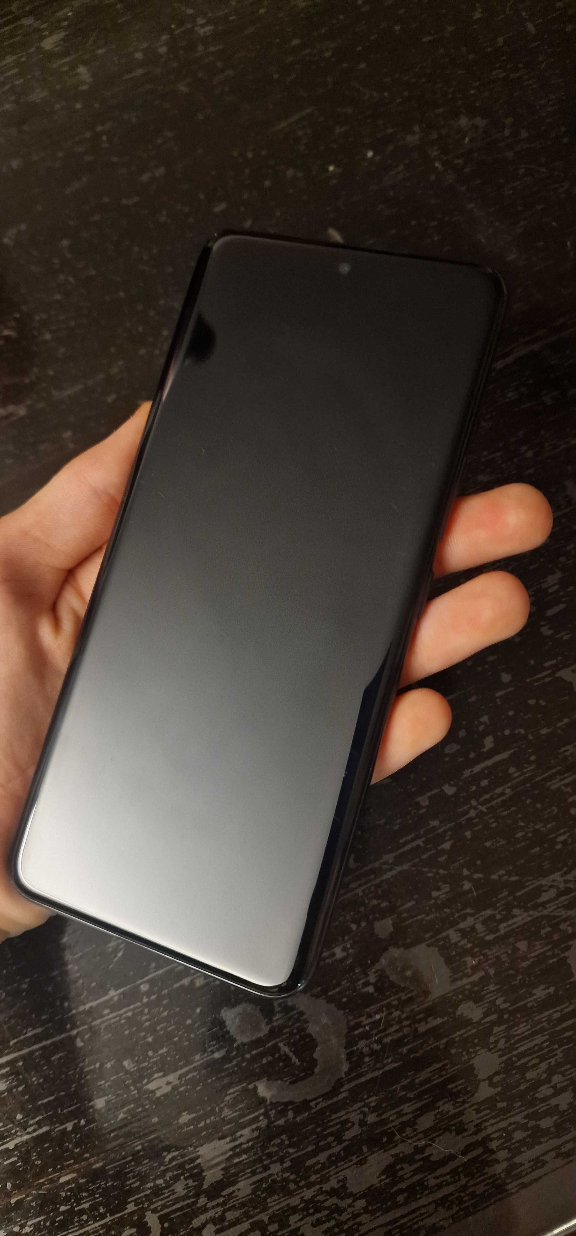 Бартер/продажа Honor 90 12/512 като нов без забележки