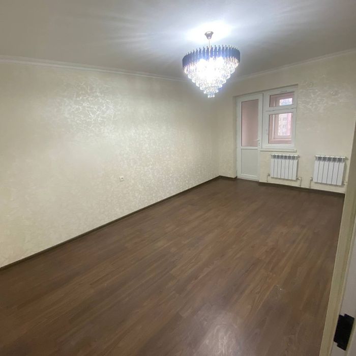 Srochna sotiladi 9 xudud 2xona 7etaj