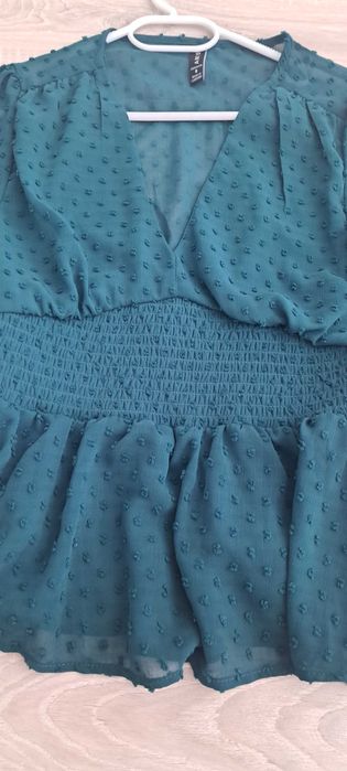 Елегантна блуза зелена и черна