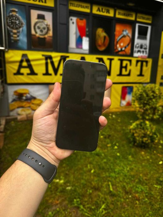 iPhone 15 Pro / 128 GB / Natural Titanium