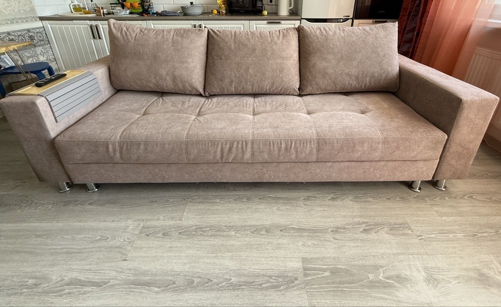 Диван с топпером в подарок