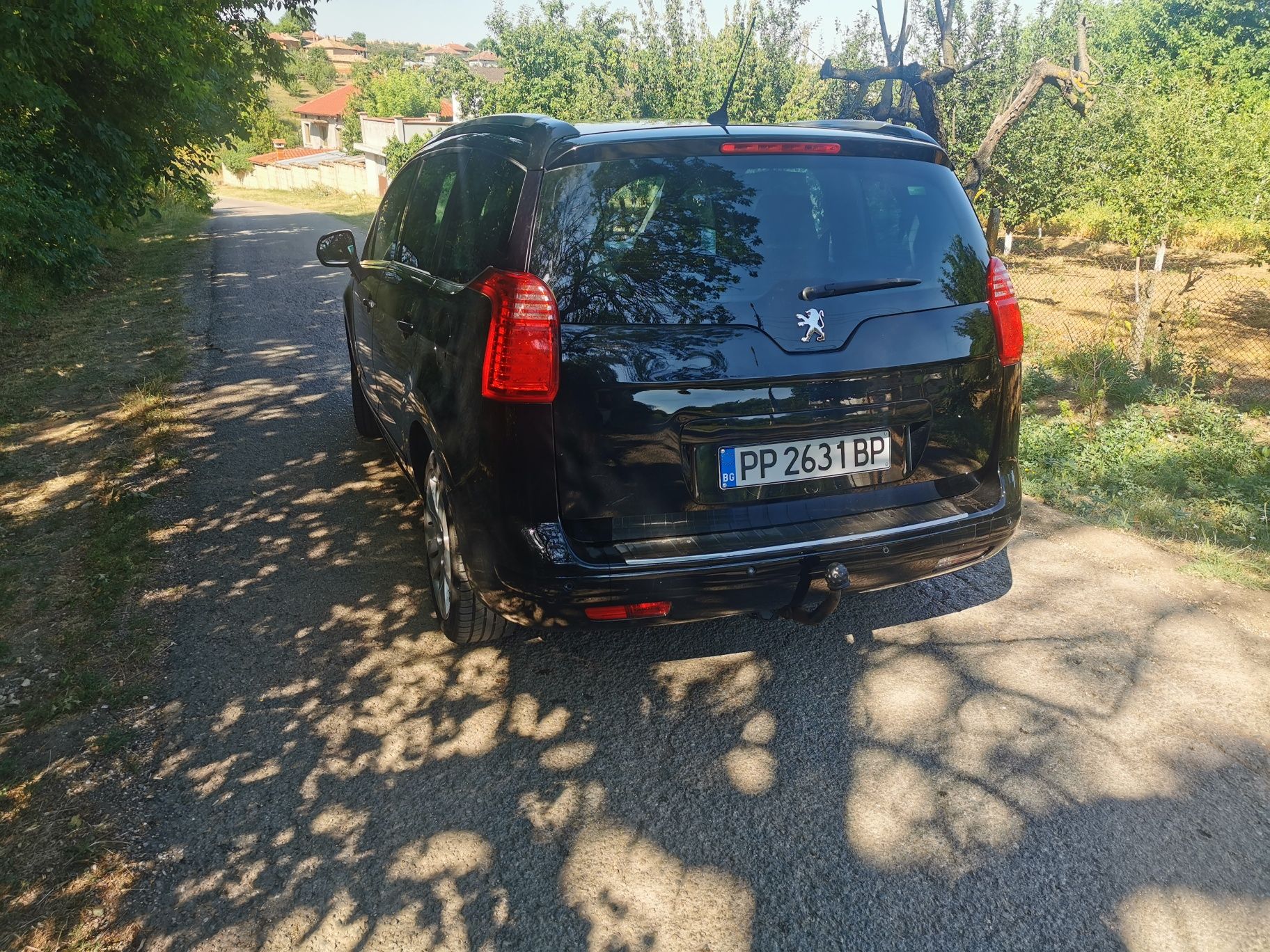 Пежо 5008 2012г.