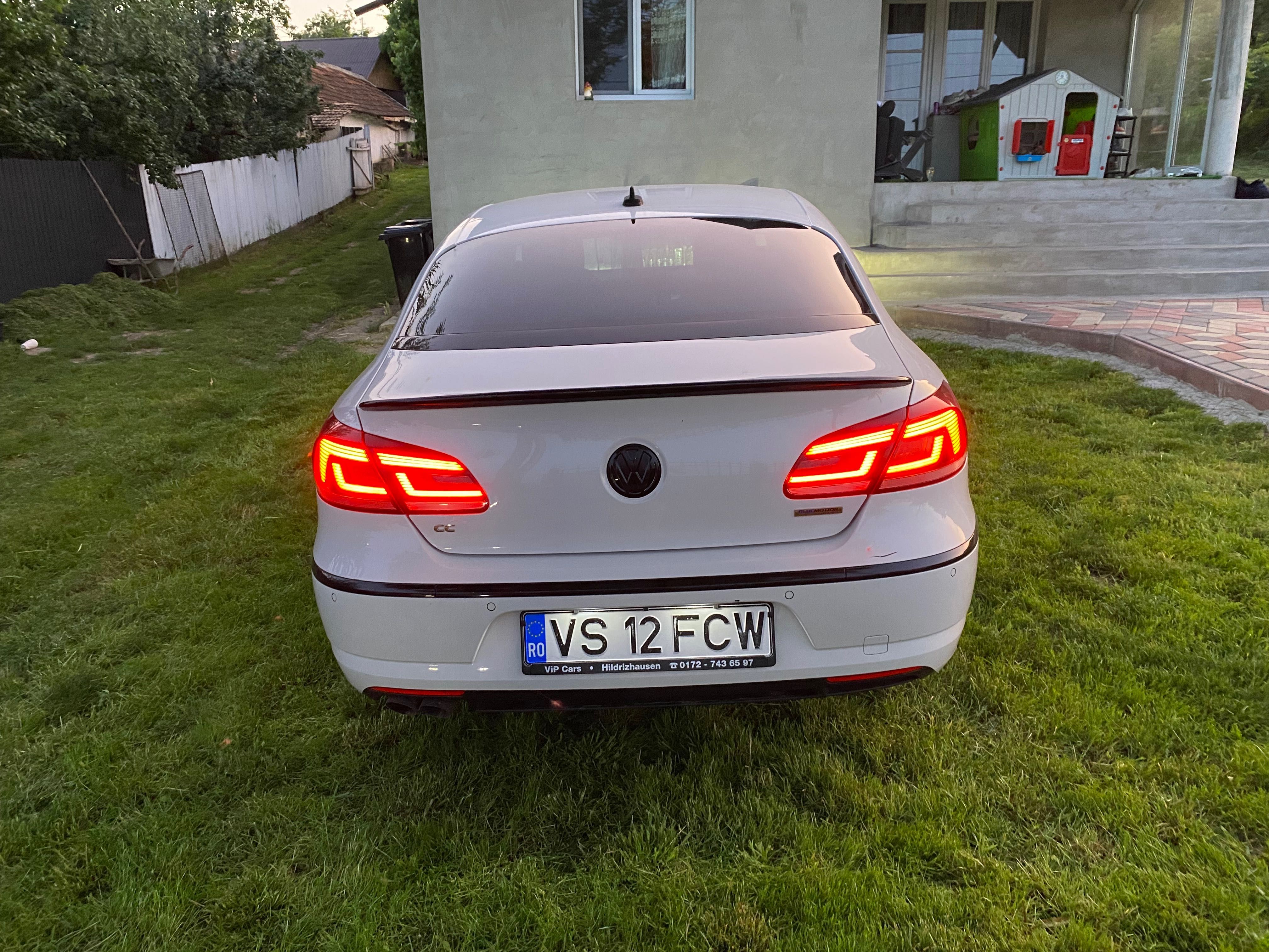Vând Volkswagen Passat CC