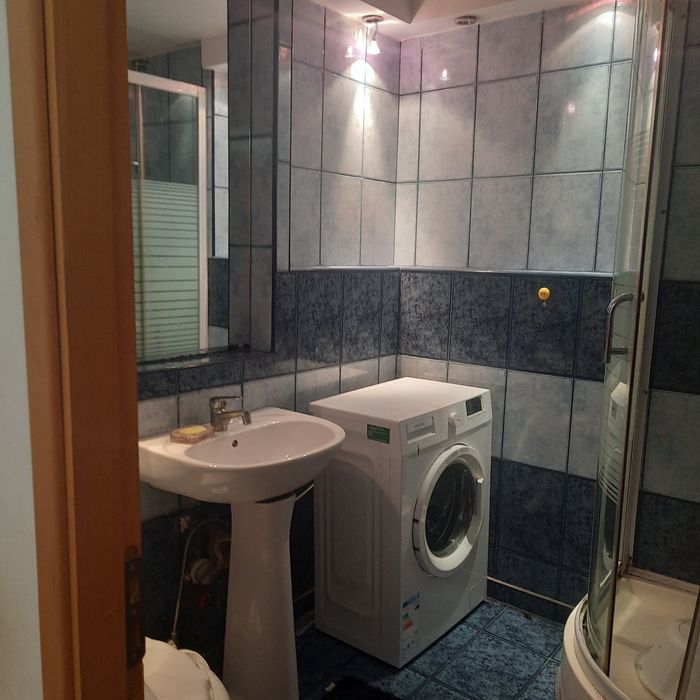 Proprietar vând apartament 2 camere confort 1