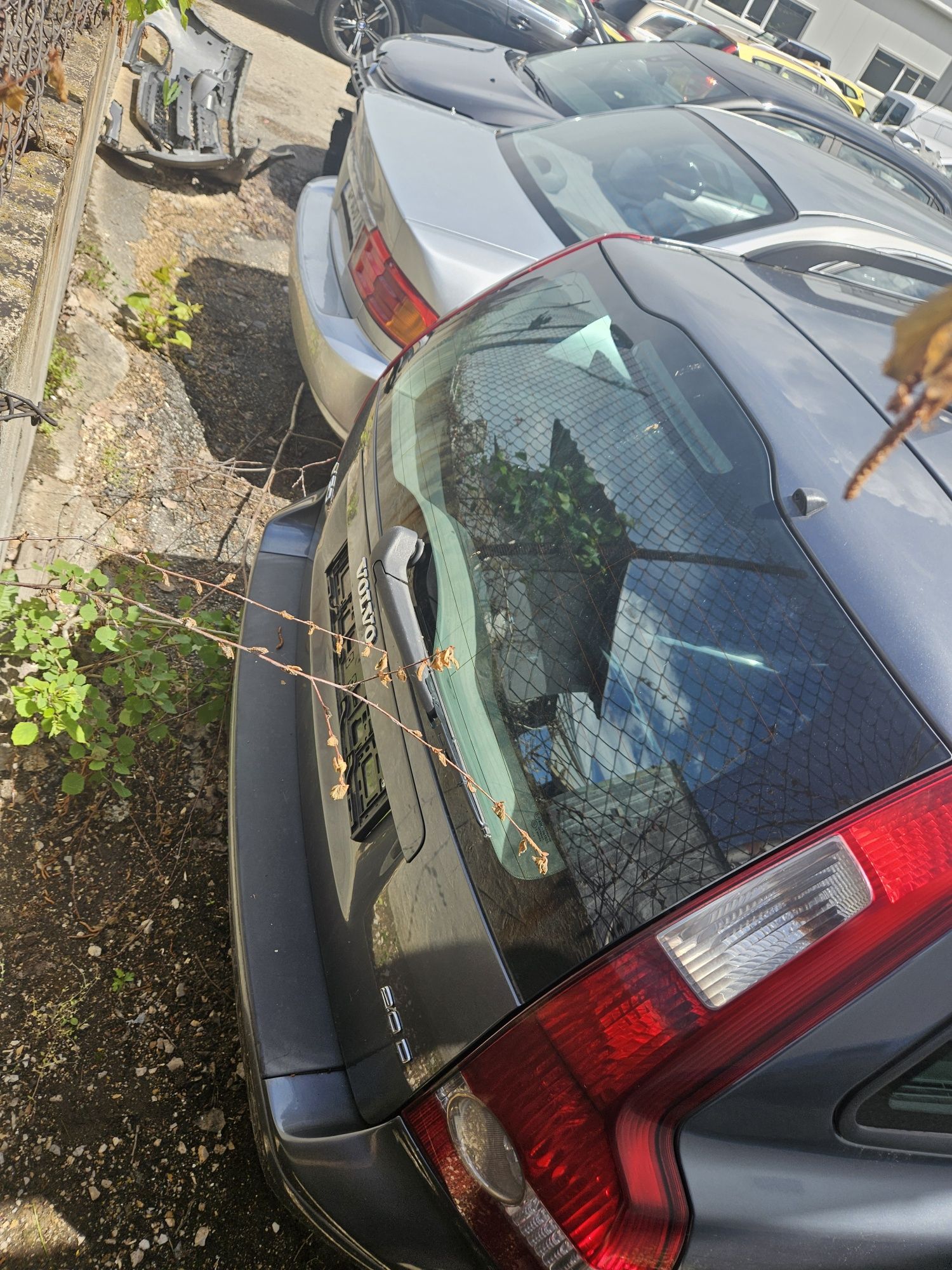 Продавам Volvo v50 ЦЯЛО!!!
