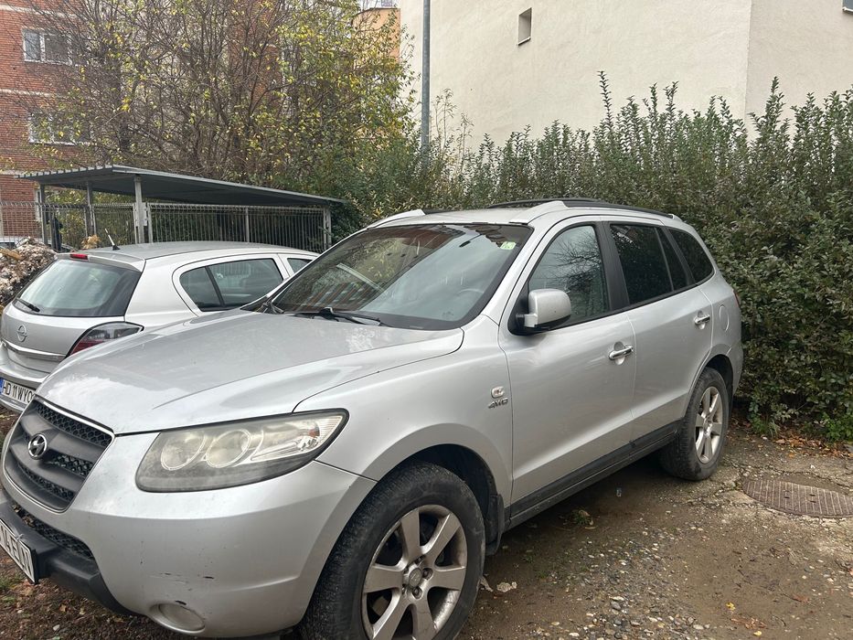 Autoturism Hyundai Santa Fe 2.2 automată, unic proprietar