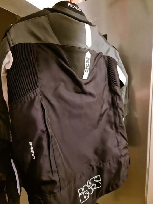 Geaca moto racing IXS piele textil 52/54_M_L. NOI. GECI MOTO NOI