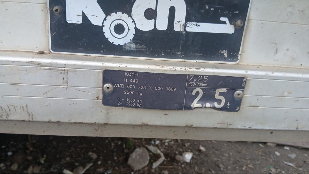 Remorca doua axe  2.500 kg (2.5 tone)