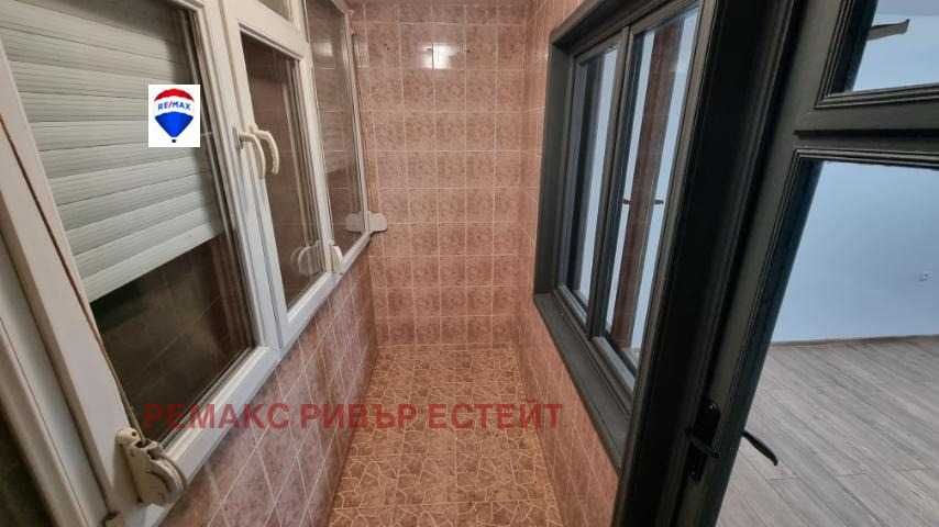 Продава се Едностаен апартамент в Русе, Здравец Изток - 34 кв.м за 1262 €/кв.м - Снимка #5