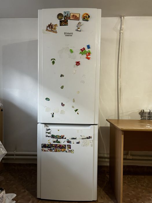 Продам холодильник