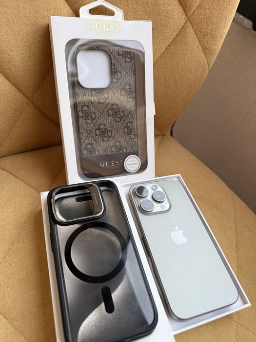 Продавам Iphone 15 pro 128г.