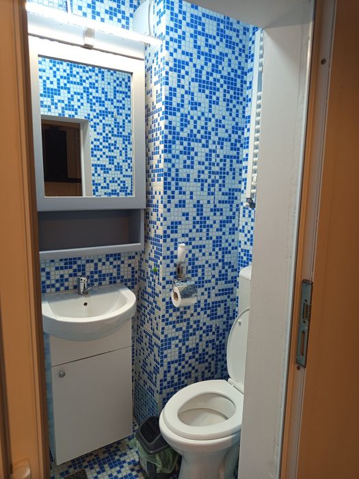 Închiriez garsonieră