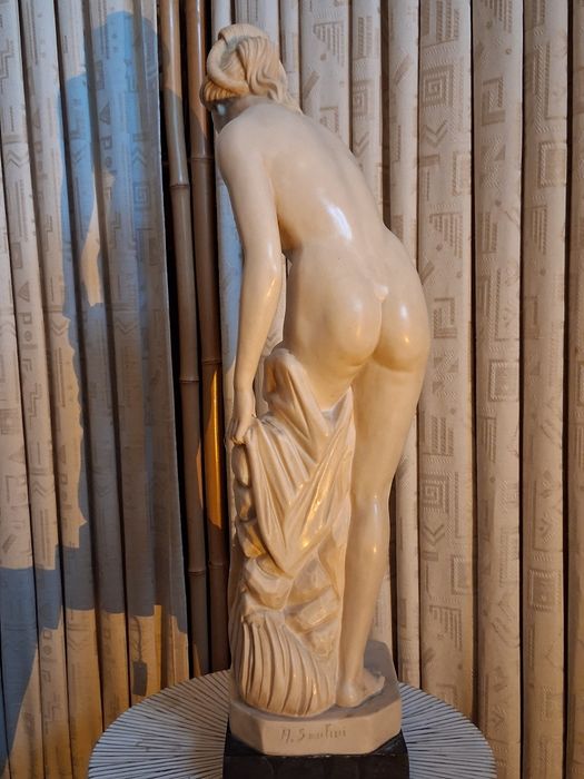 Vand Statuieta 60 cm