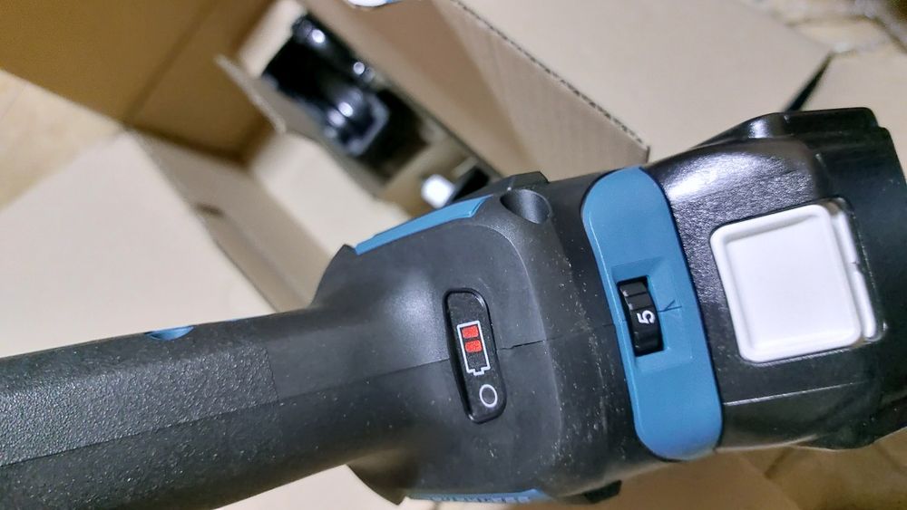 Polizor unghiular DGA511 Makita original