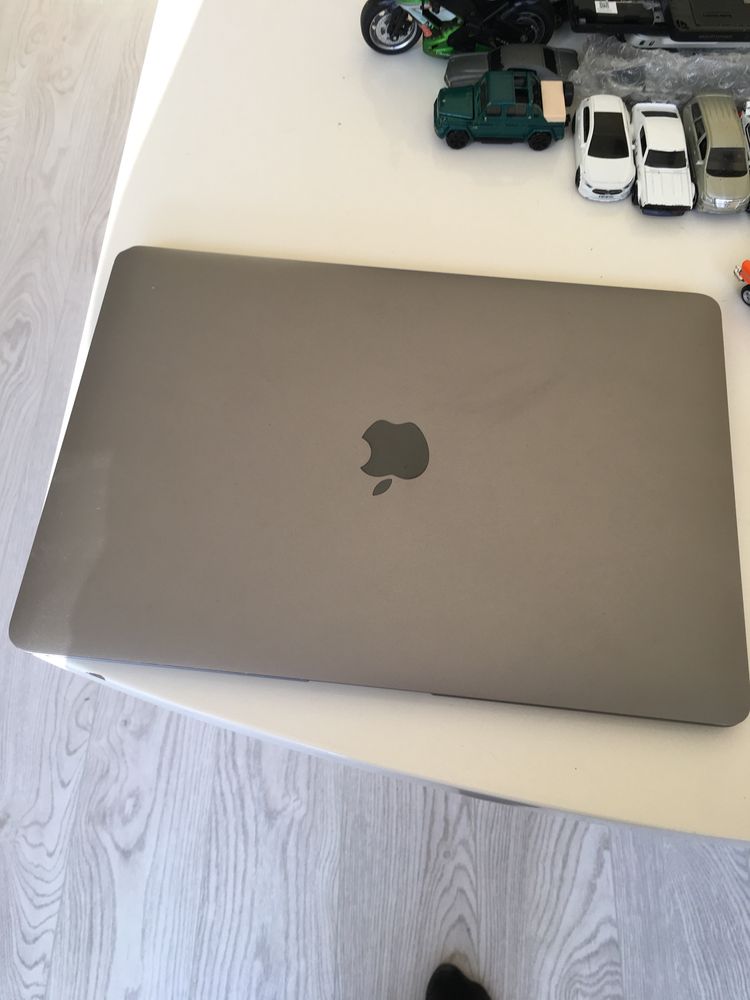 MacBook Air iCloud