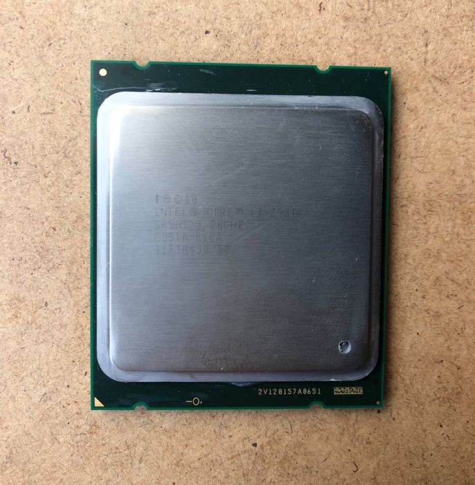 Процесор Intel i7-3930K