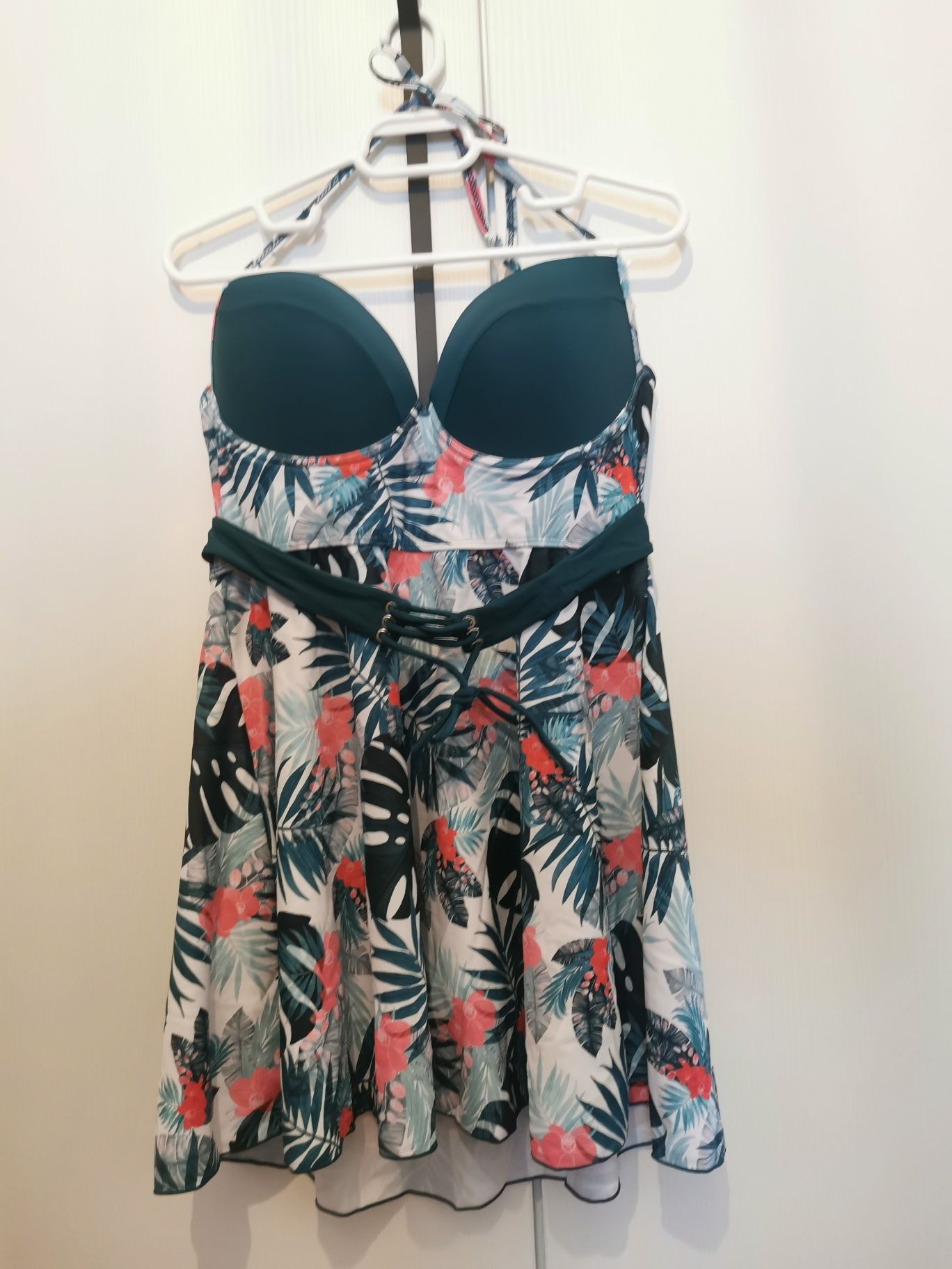 Costum de baie tankini