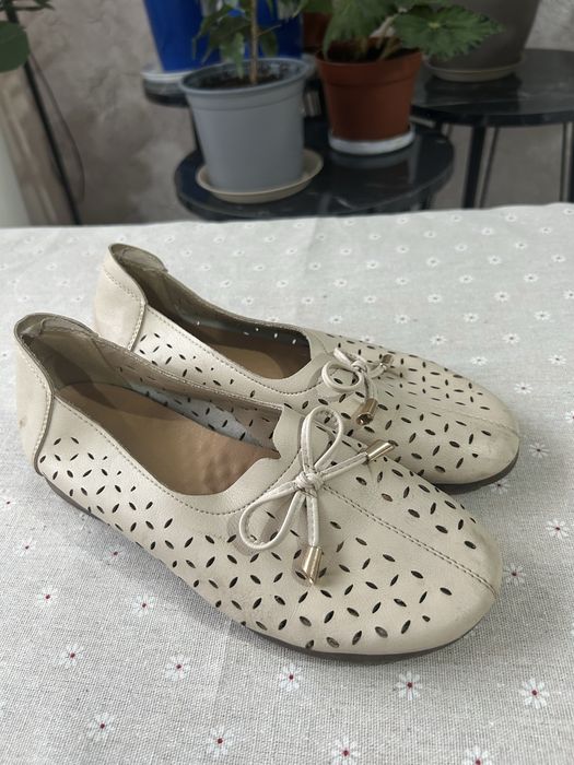 Продам туфельки балетки