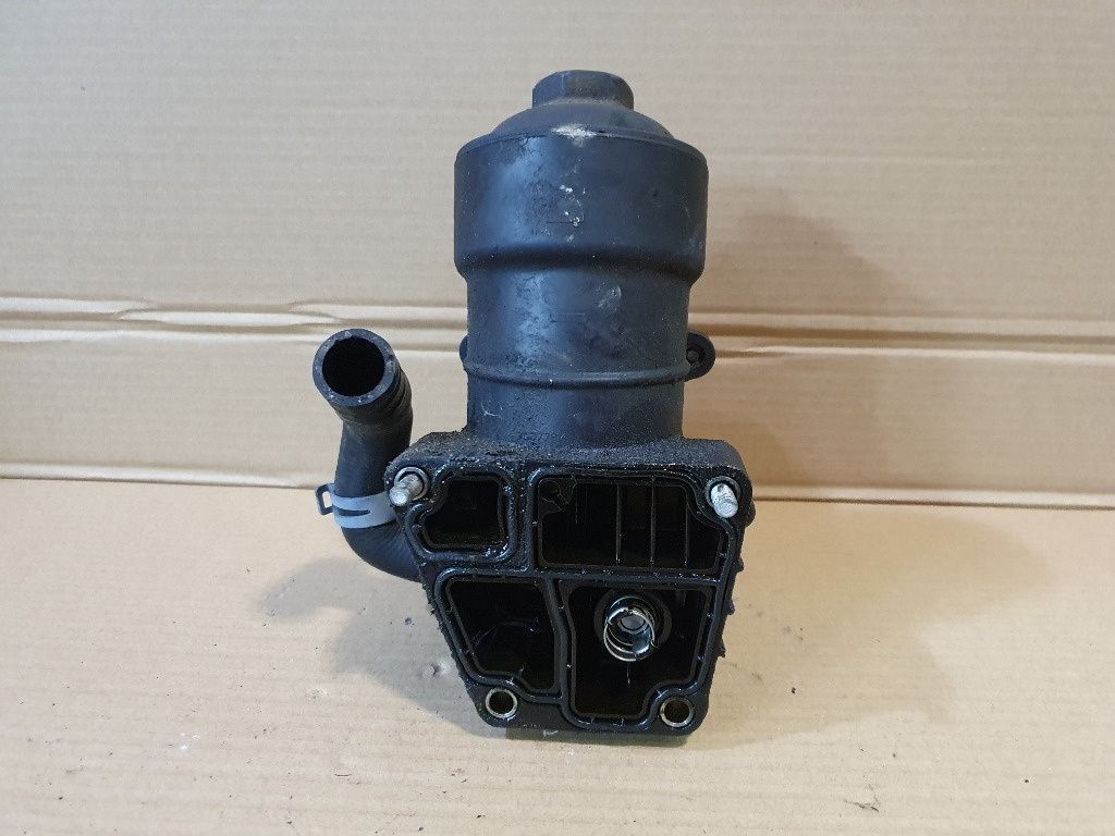 Carcasa filtru ulei VOLKSWAGEN TIGUAN 5N_ 2007 - >  03L115389C ;   03L117021C