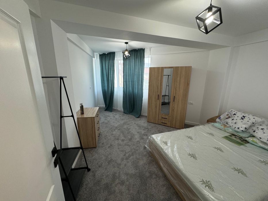 Inchiriez apartament, centru, zona Piata Mare, cladire noua