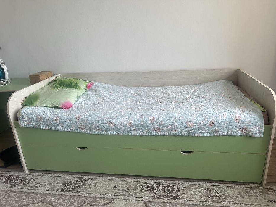 Кровать 200х90 с двумя матрасами, Есильский район