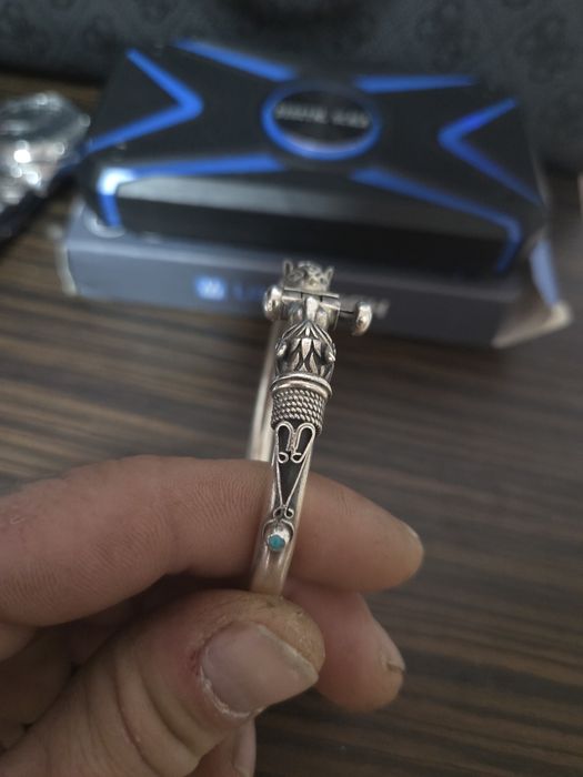 Superba bratara de argint