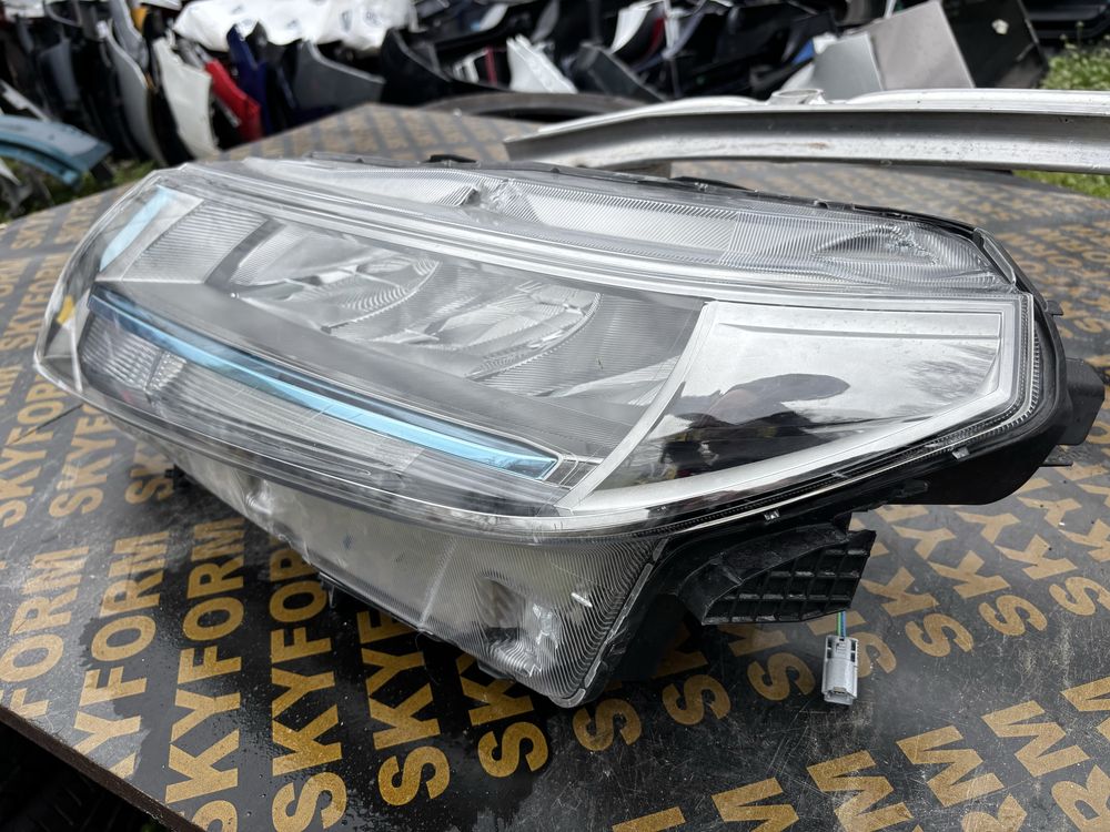 Фар Suzuki Vitara 3 Full Led