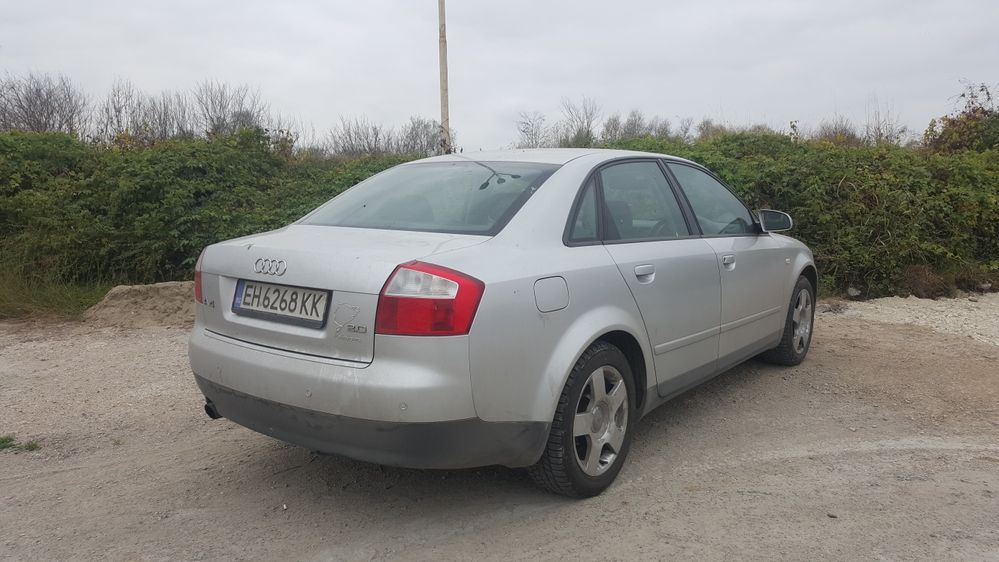 Ауди А4 2.0i 130к.с. на части