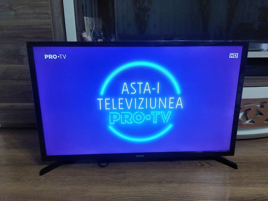 Televizor Samsung 80 cm