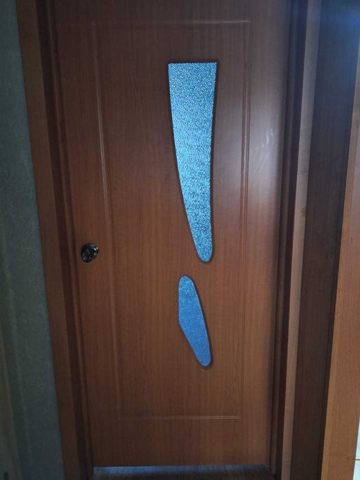 Продам межкомнатные двери