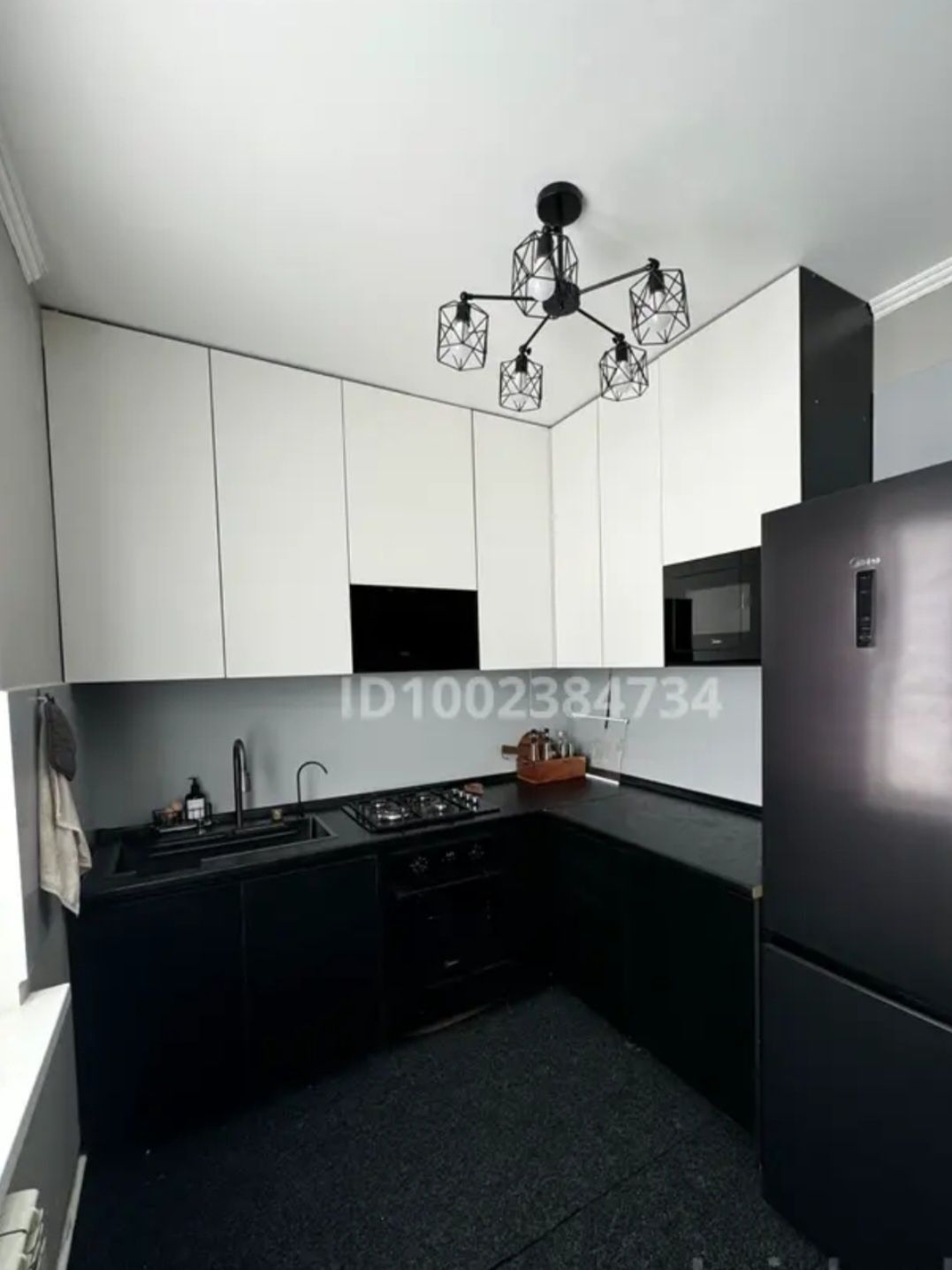 Продам кухню стильную 240×170