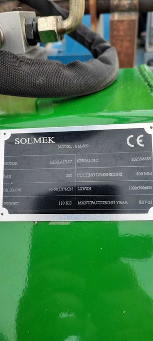 Tocator vegetatie pentru excavator/buldoexcavator