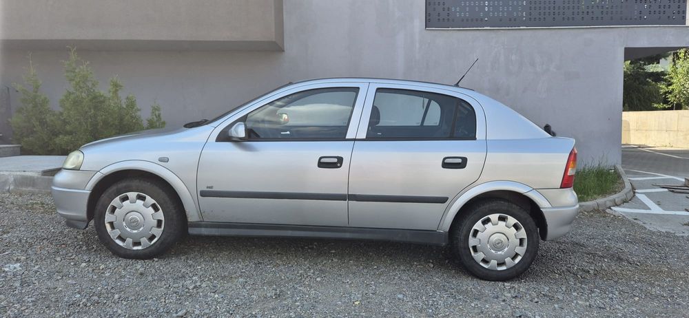 Vând Opel Astra G-CC 1.4 benzina