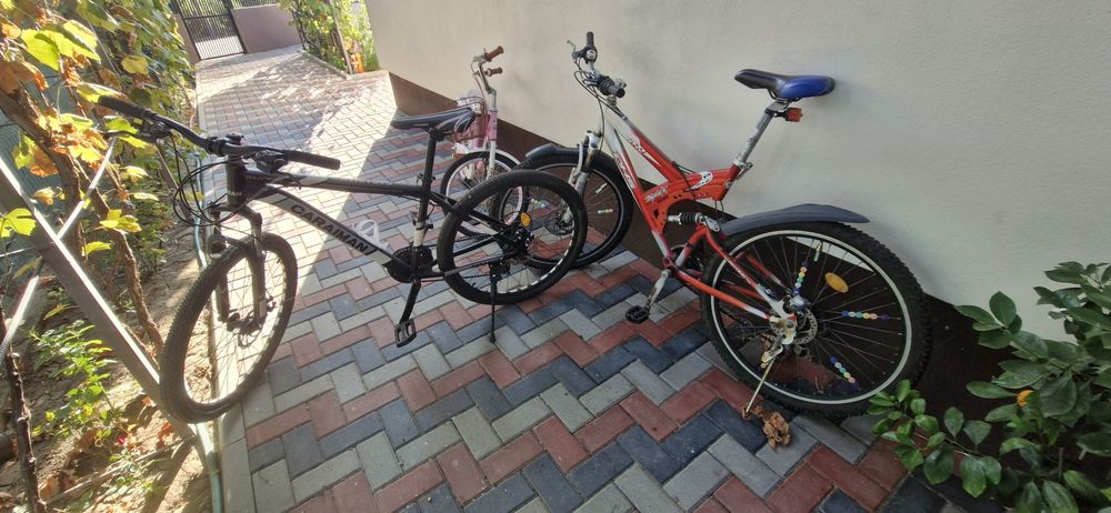 De vanzare 2 biciclete
